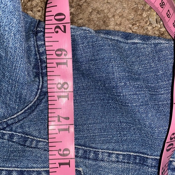 Kickit Large flower embroidered jean jacket women’s - Picture 9 of 10